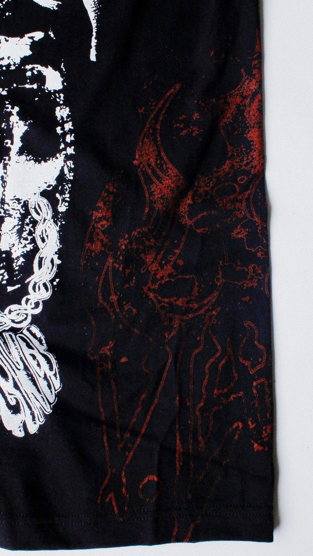 “Chain Reaction” Sleeveless Tee