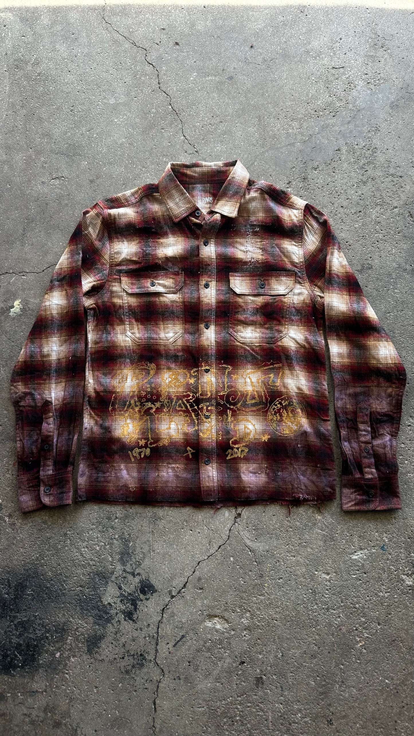 “P WORLD” FLANNELS
