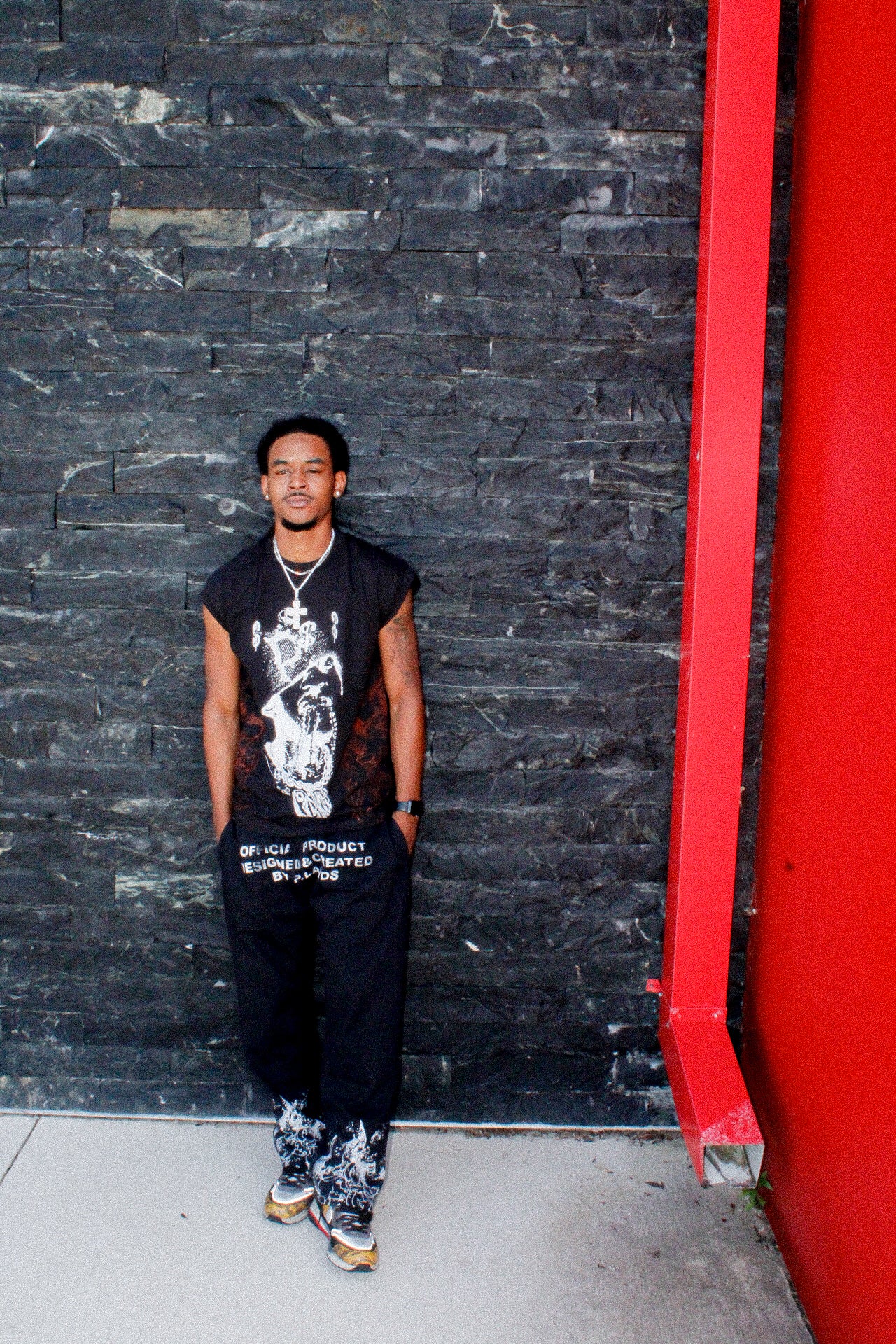 “Chain Reaction” Sleeveless Tee