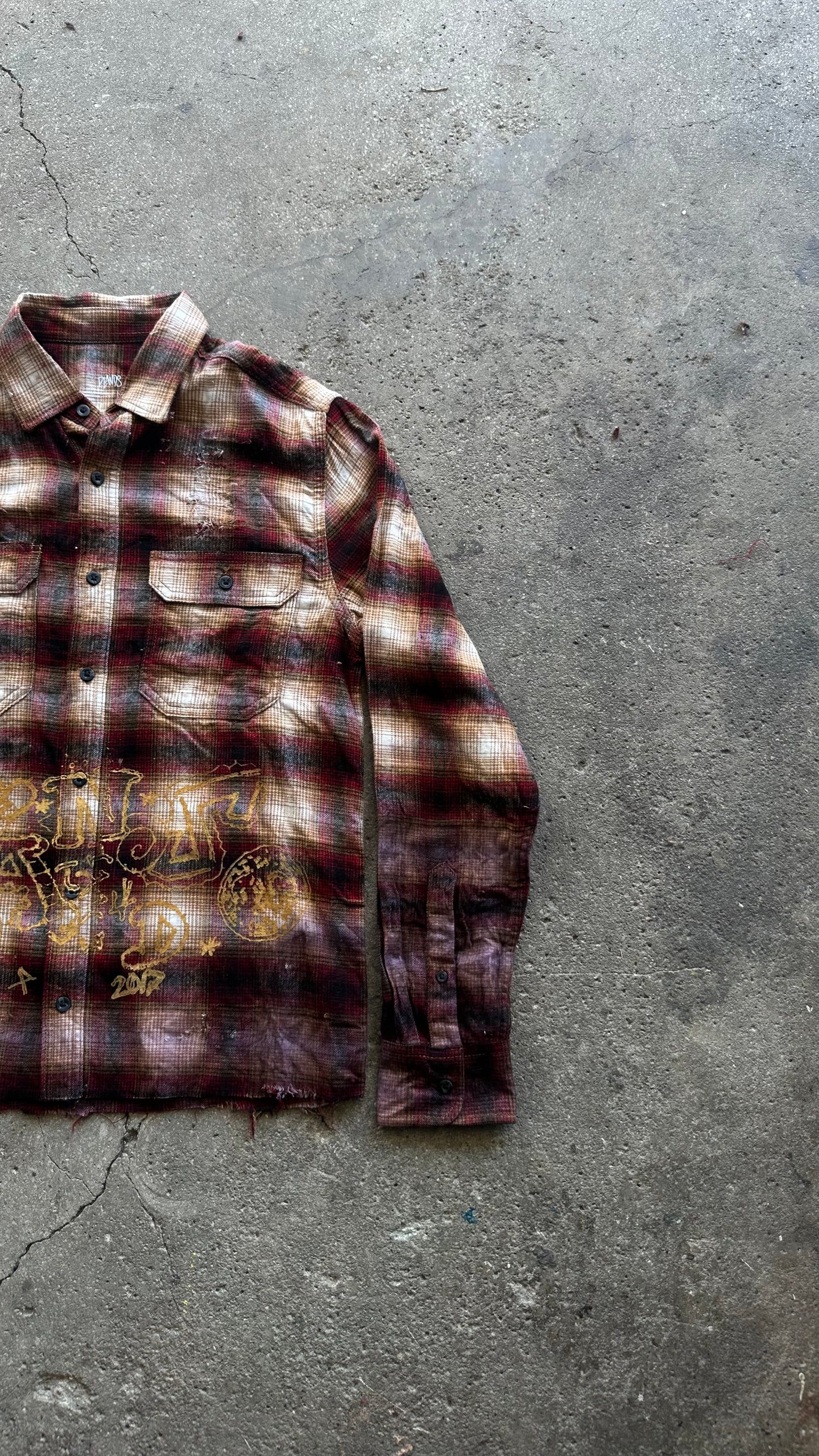 “P WORLD” FLANNELS