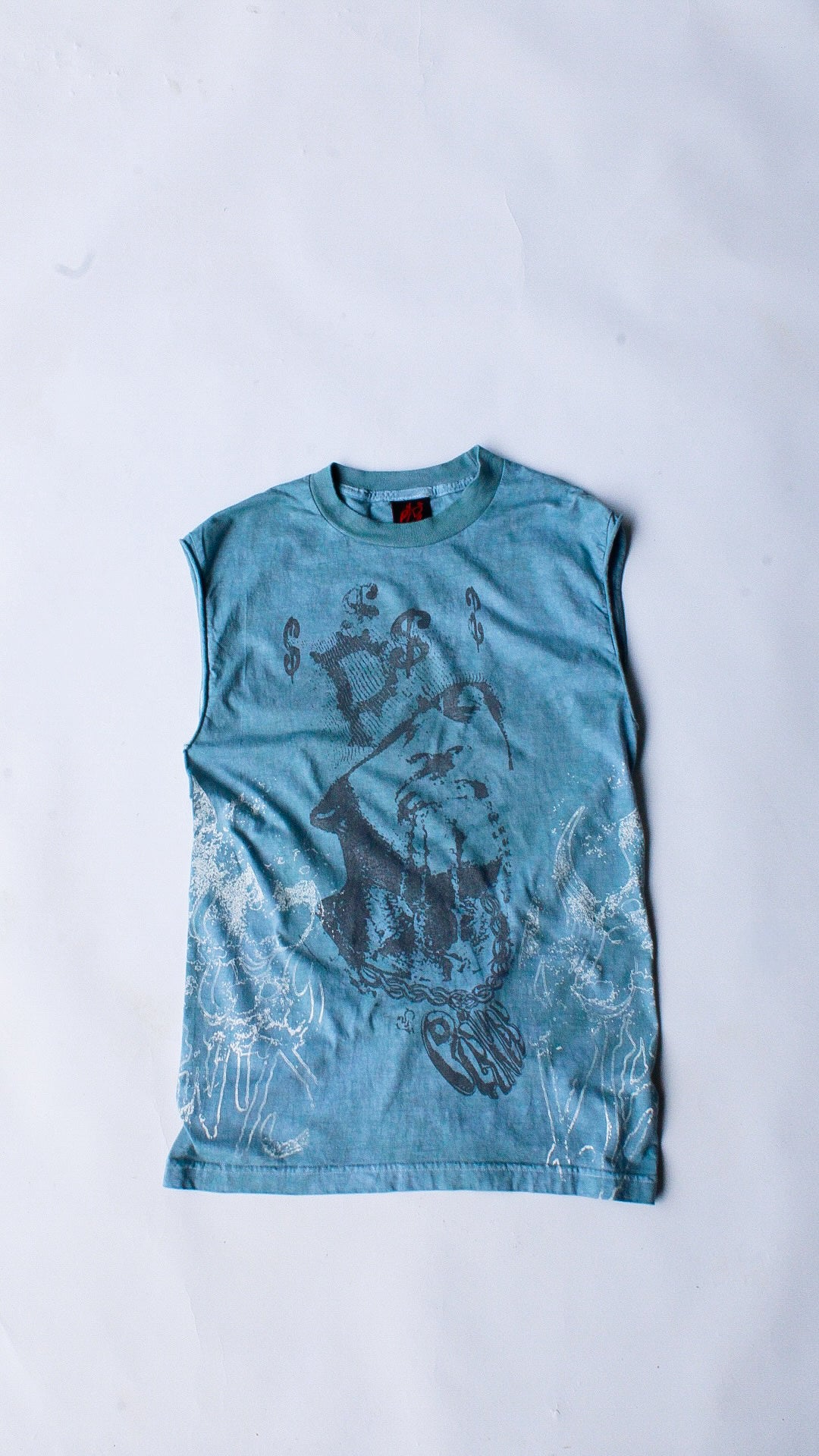 “Chain Reaction” Sleeveless Tee